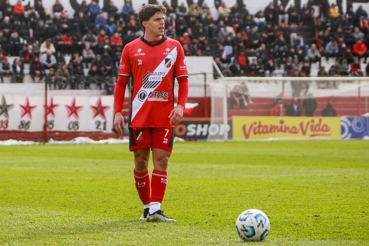 Godoy Cruz puso los ojos en Franco Saccone, la figura de Deportivo Maipú