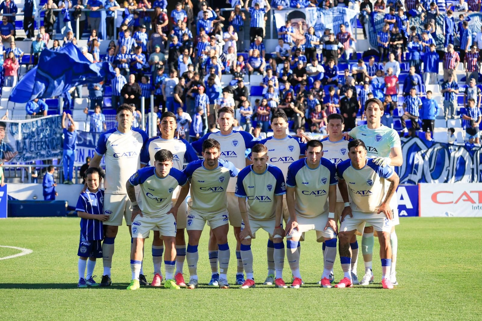 El semáforo del Tomba que ganó, gusto y goleó en el Gambarte